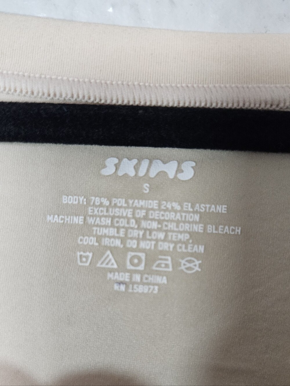 Skims Fits Everybody Short Sleeve Tee Size S - Picture 9 of 9